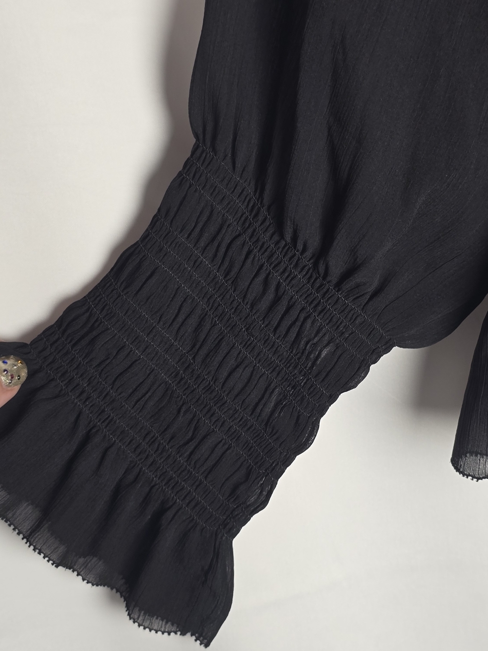 torrid Black Smocked Ruffle Hem Long-Sleeve Blouse, Sz 1 - Picture 4 of 7